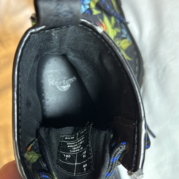 Dr. Martens Castel Floral Lace-up Ankle Boots Women’s Size 7 - Picture 8 of 11